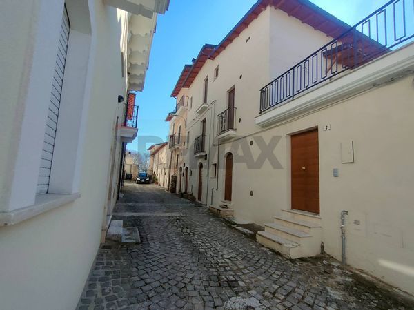 Casa Semindipendente San Gregorio, L'Aquila, AQ Vendita