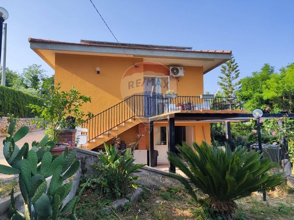 Villa singola Palazzolo Acreide, SR Vendita