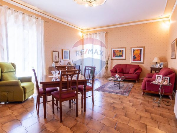 Villa singola Moio Alcantara, ME Vendita