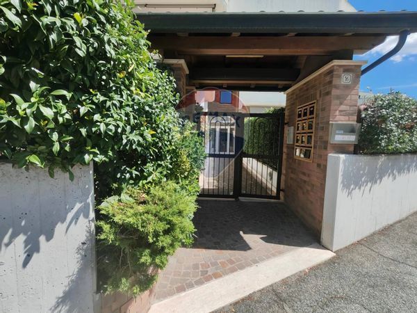 Appartamento Castelverde Di Lunghezza, Roma, RM Vendita