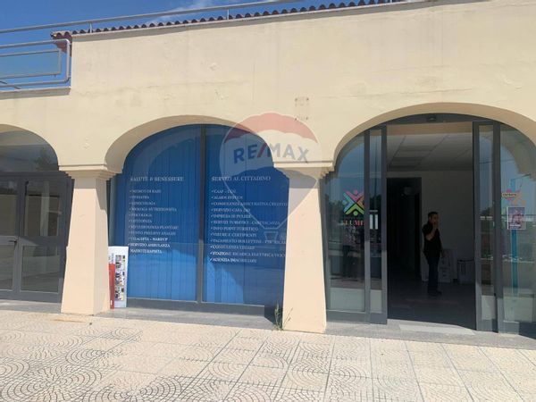 Locale Commerciale Zona Sant'Andrea, Quartu Sant'Elena, CA Vendita - Foto 4