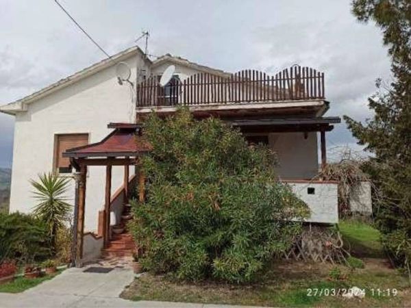 Casa Indipendente Penne, PE Vendita