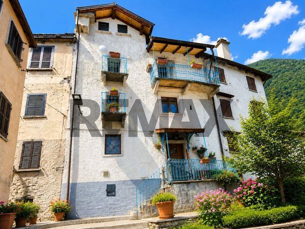Casa Semindipendente Valle Cannobina, VB Vendita
