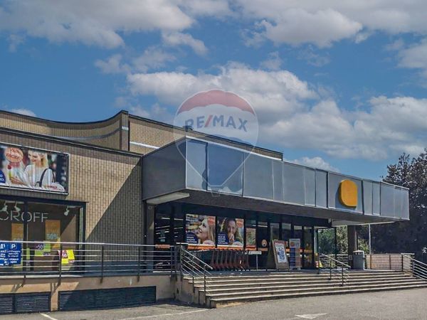 Locale Commerciale Arona, NO Vendita