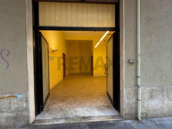 Locale Commerciale PASTENA, Salerno, SA Vendita - Foto 4