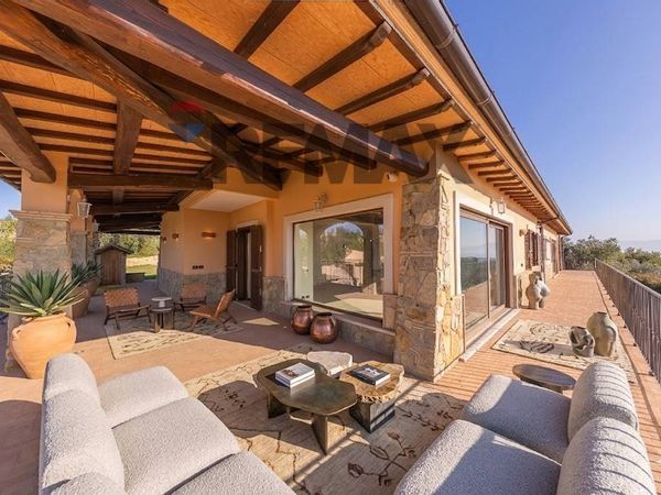 Porzione di villa Castelnuovo di Porto, RM Vendita