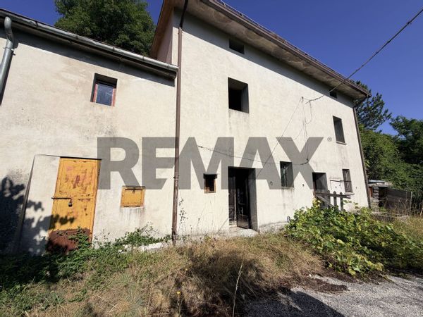 Cascina/Casale Opi, AQ Vendita