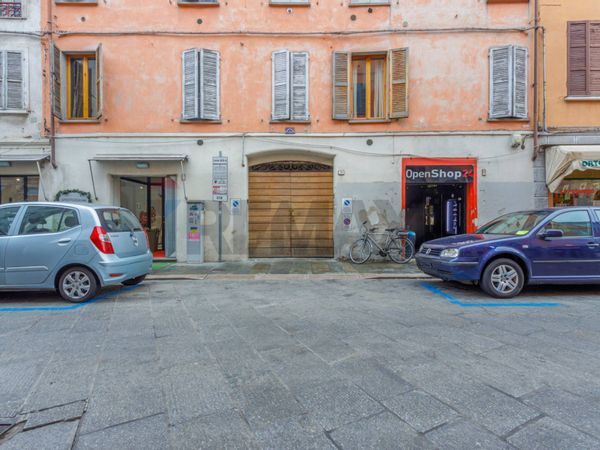 Appartamento Centro storico, Reggio nell'Emilia, RE Vendita