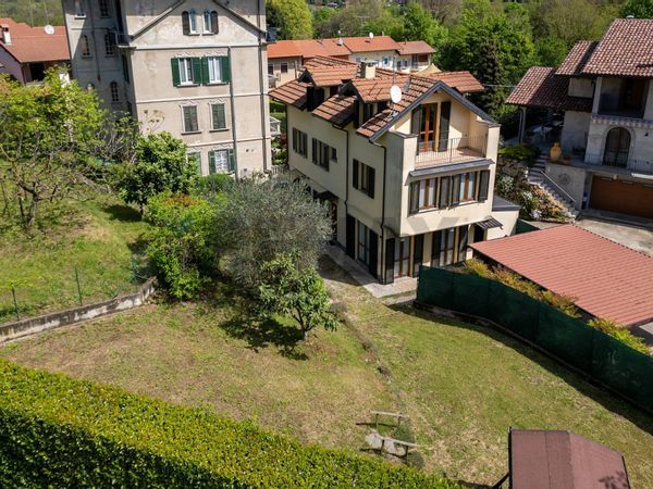 Villa singola Bogno, Besozzo, VA Vendita