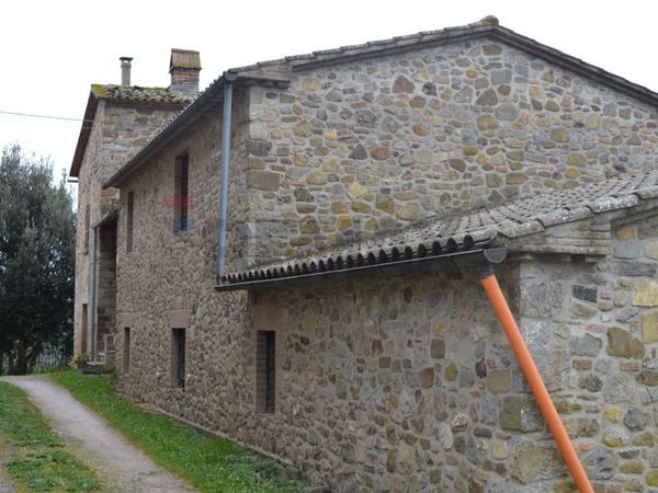 Cascina/Casale Frattaguida, Parrano, TR Vendita