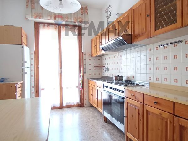 Appartamento Bani, San Giovanni Valdarno, AR Vendita - Foto 2