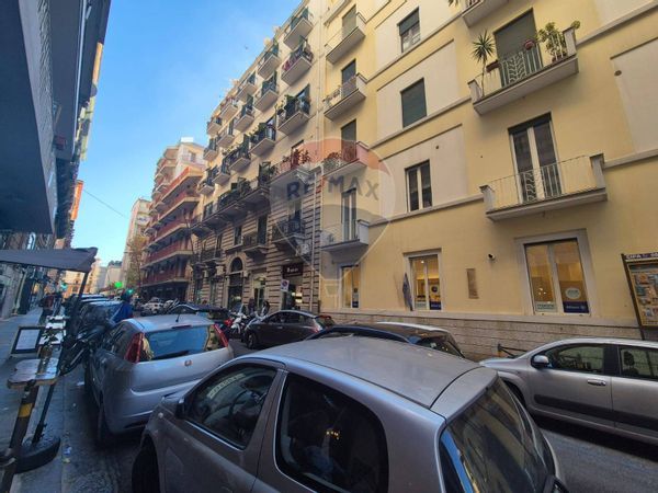 Locale Commerciale Vomero, Napoli, NA Affitto