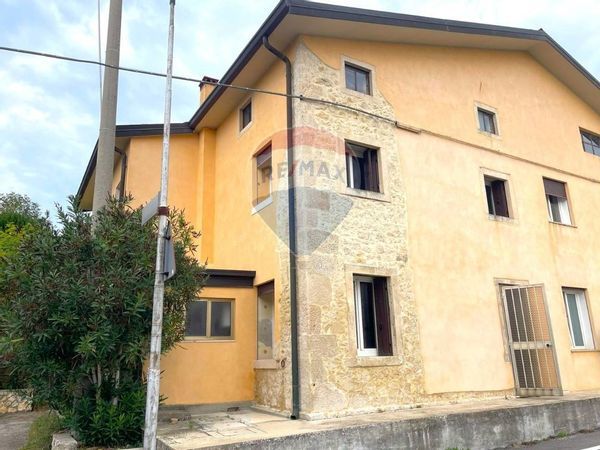 Casa Semindipendente San Gottardo, Zovencedo, VI Vendita