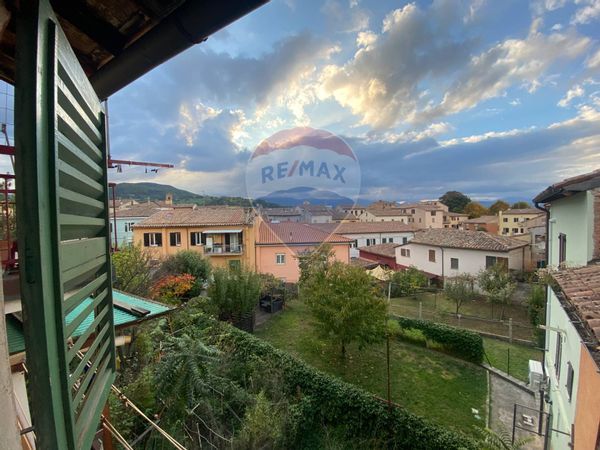 Casa Semindipendente Fabriano, AN Vendita