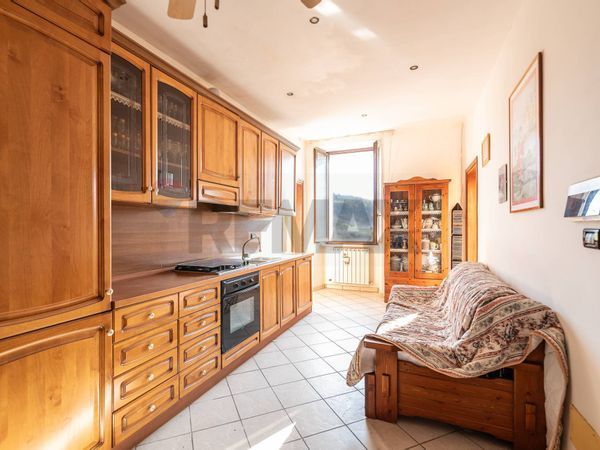 Appartamento Angeli, Rosora, AN Vendita