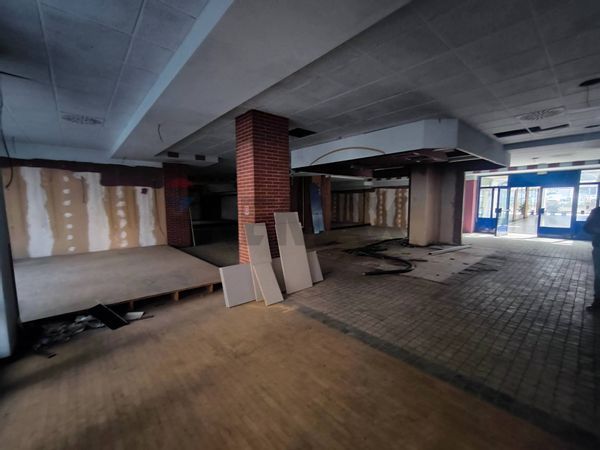 Locale Commerciale Centro storico, Perugia, PG Affitto - Foto 2