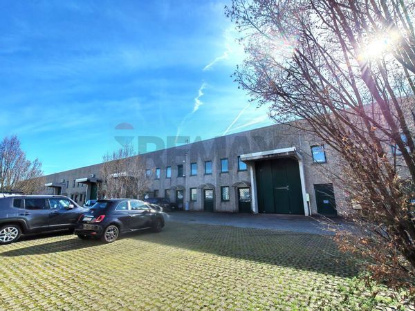 Capannone Industriale Sacconago, Busto Arsizio, VA Affitto