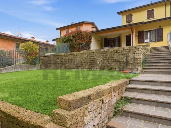 Villa a schiera Sabbio Chiese, BS Vendita