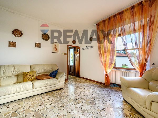 Appartamento Nibbiaia, Rosignano Marittimo, LI Vendita