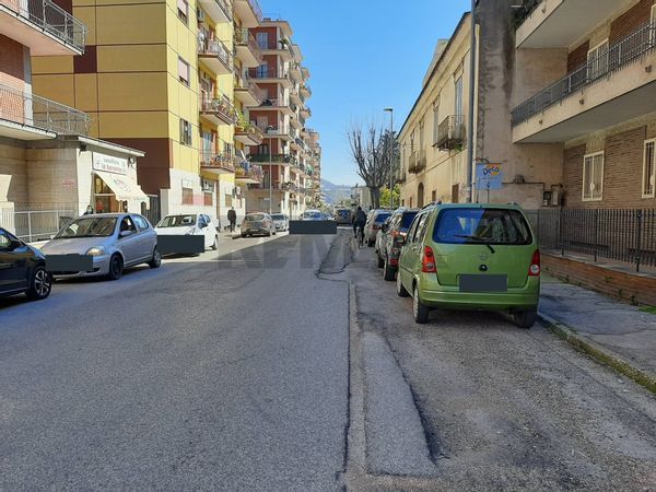 Ufficio Caserta Ferrarecce, Caserta, CE Affitto