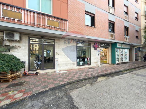 Negozio Vomero, Napoli, NA Affitto - Foto 2