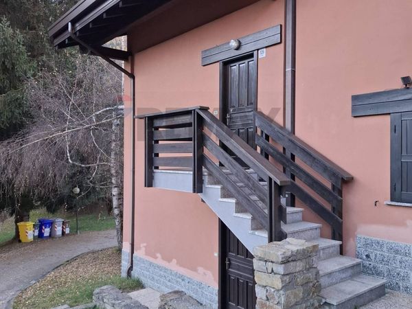 Casa Semindipendente San Pietro, Corteno Golgi, BS Affitto