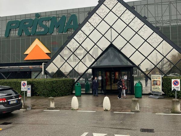 Locale Commerciale Santa Maria di Sala, VE Vendita