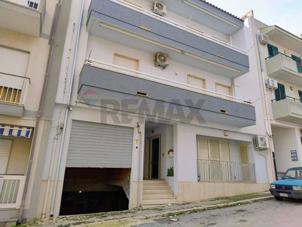 Seminterrato Pietrenere, Pozzallo, RG Vendita