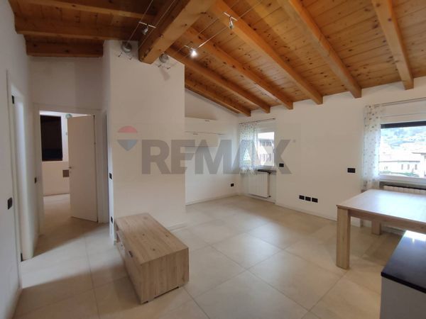 Appartamento San Fermo della Battaglia, CO Vendita