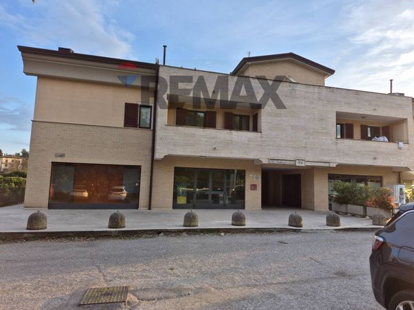 Commerciale Altro Ripa, Perugia, PG Affitto