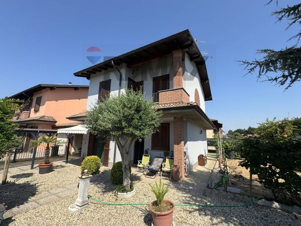 Villa singola Dorno, PV Vendita