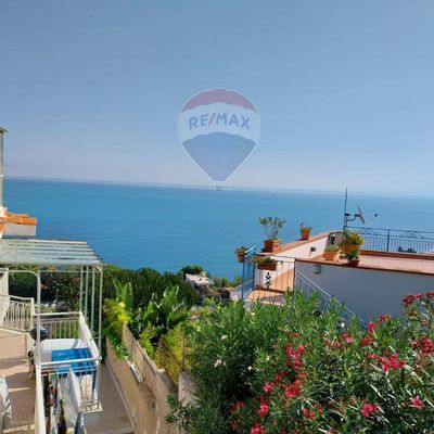 Porzione di villa Villini, Casteldaccia, PA Vendita