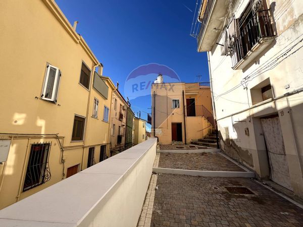 Casa Indipendente Grassano, MT Vendita