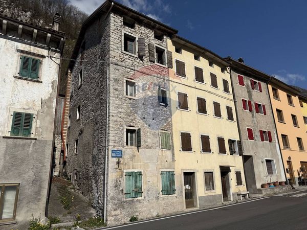 Casa Semindipendente Castello Lavazzo, Longarone, BL Vendita - Foto 2