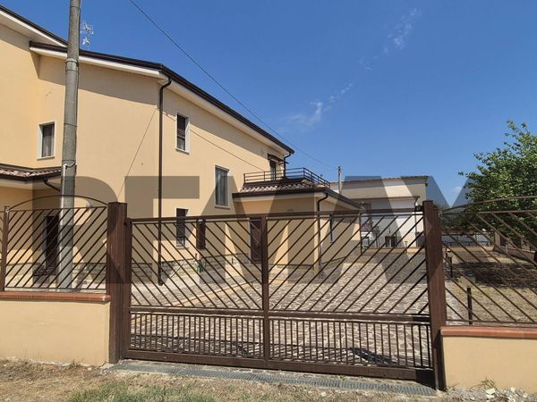 Villa singola Alvignanello, Ruviano, CE Vendita