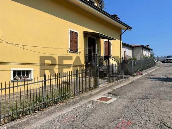 Appartamento Bedonia, PR Vendita