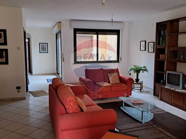 Casa Indipendente Canicattini Bagni, SR Vendita