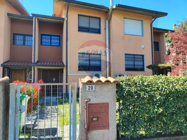 Villa o villino Cerchiate, Pero, MI Vendita