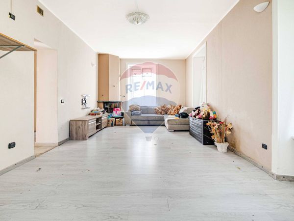 Casa Indipendente Laveno-Mombello, VA Vendita - Foto 3