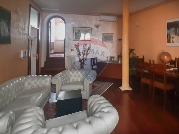 Ufficio Centro storico, Chieti, CH Affitto