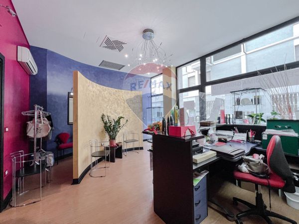 Negozio Centro, Vercelli, VC Vendita