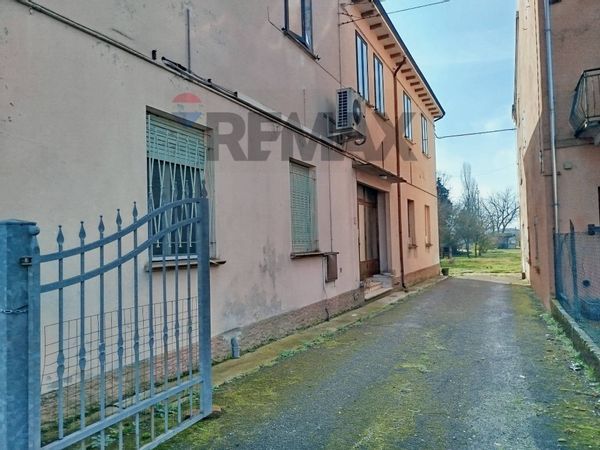 Casa Indipendente San Martino Spino, Mirandola, MO Vendita - Foto 3