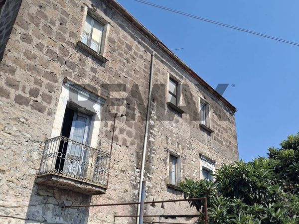 Casa Indipendente Grunuovo, Santi Cosma e Damiano, LT Vendita
