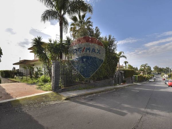 Villa singola Aci Catena, CT Vendita