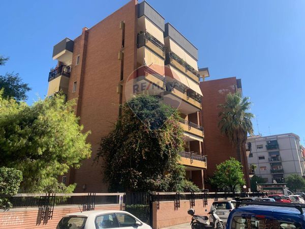 Appartamento Poggiofranco, Bari, BA Affitto