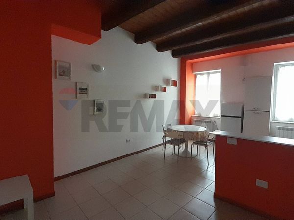 Appartamento Centro Storico, Foligno, PG Affitto