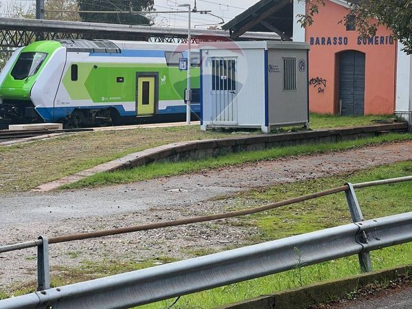 Capannone Industriale Molina, Barasso, VA Affitto