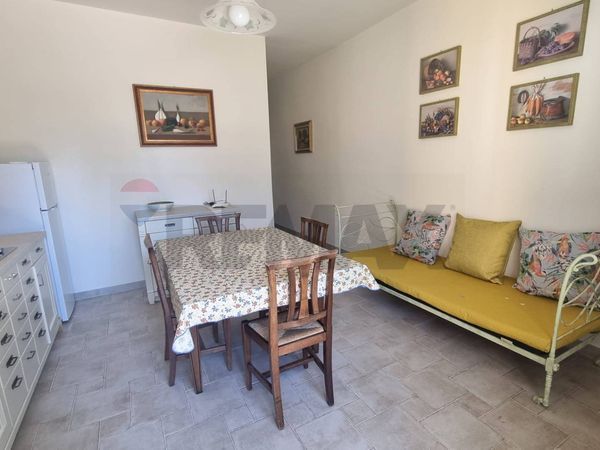 Villetta bifamiliare Centro, Bucine, AR Affitto