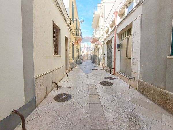 Casa Indipendente Zona Centro, Brindisi, BR Vendita - Foto 4
