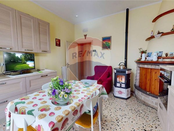 Casa Indipendente Costano, Bastia Umbra, PG Vendita